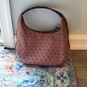 Dooney and Bourke purse